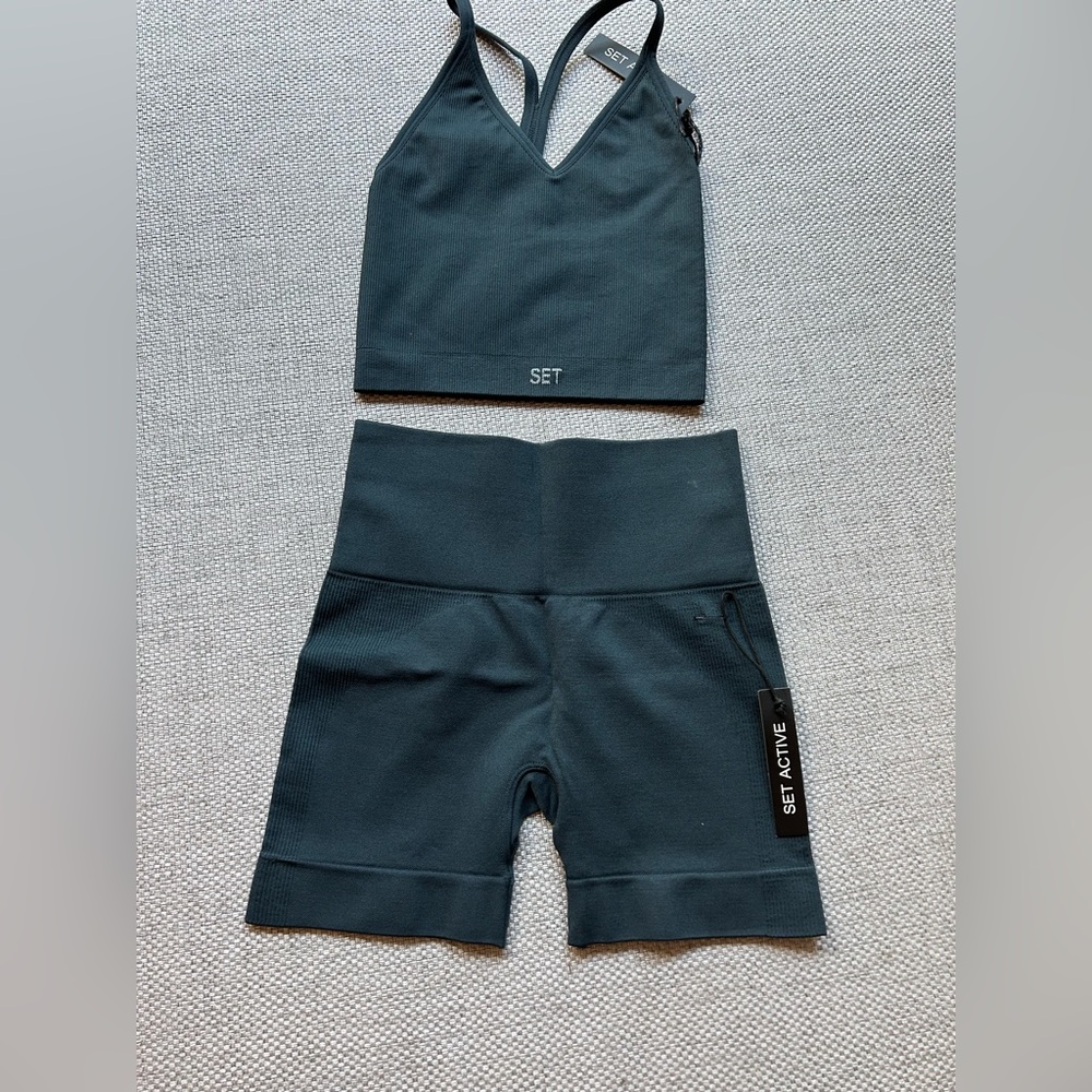 dark green set active set